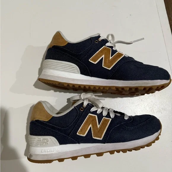 New Balance 574 - Picture 6 of 8